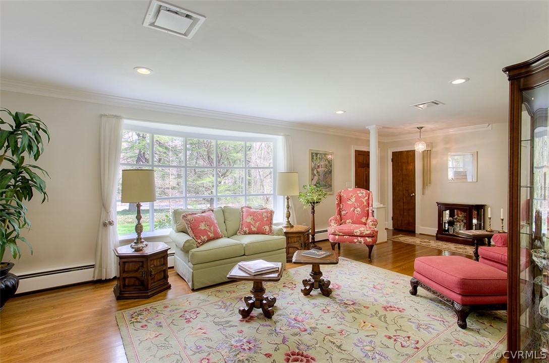 4036 Sherbrook Road Richmond, VA 23235 - Photo 7 of 41 Plenty of room for family gatherings in the large