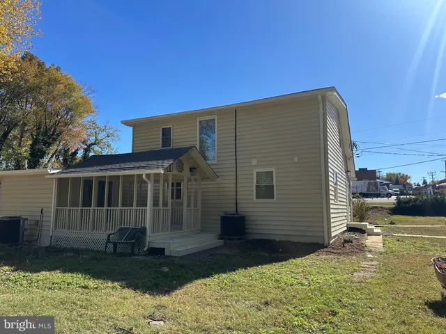 $775,000 | 8444 Woodlawn Street, Alexandria, VA 22309