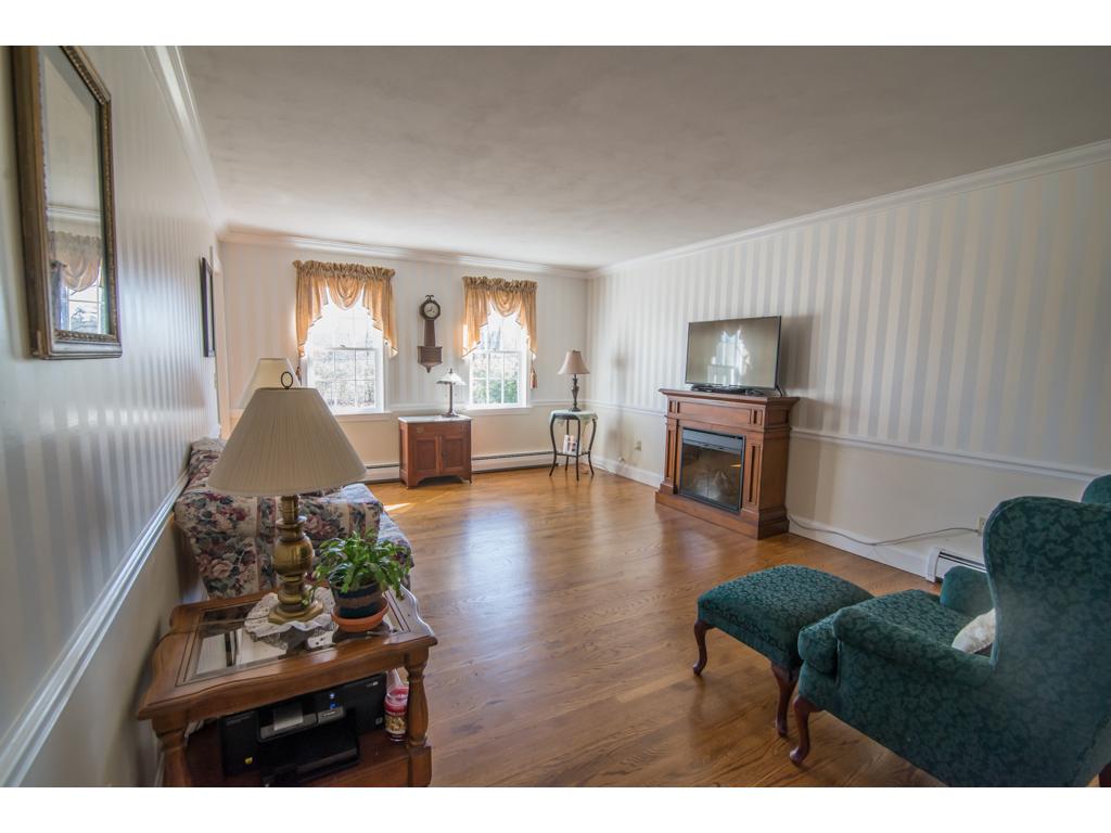 190 Depot Road Hampstead, NH 03841 - Photo 15 of 27