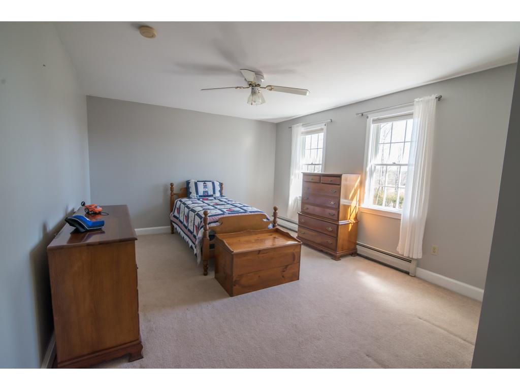 190 Depot Road Hampstead, NH 03841 - Photo 20 of 27