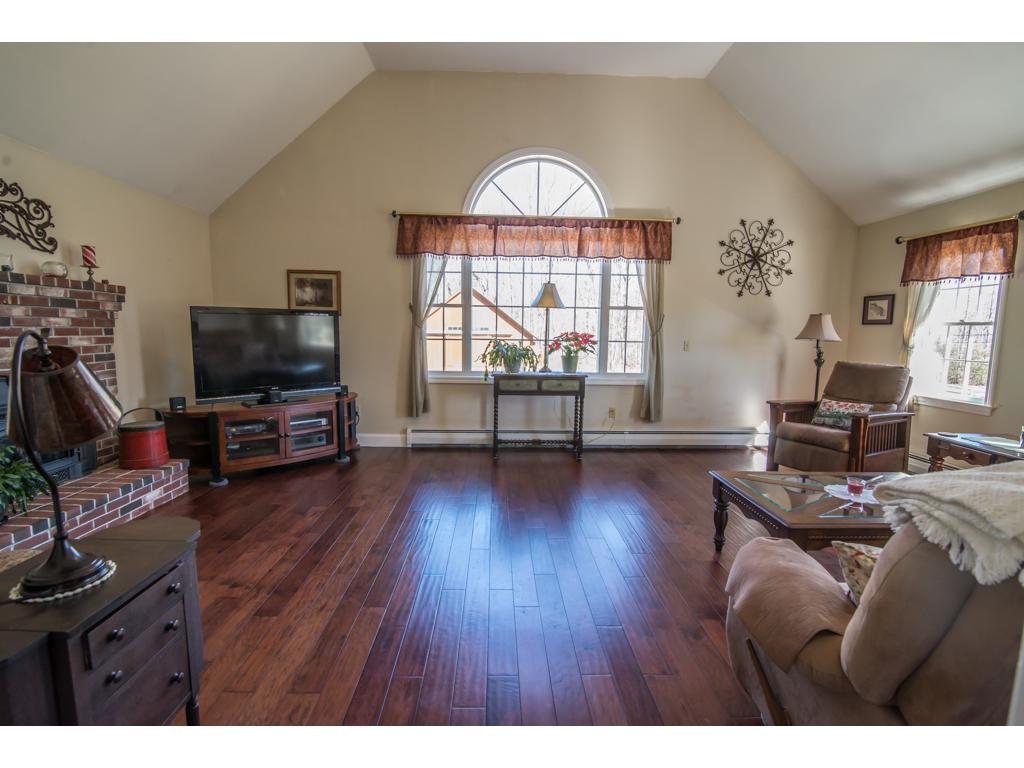 190 Depot Road Hampstead, NH 03841 - Photo 6 of 27