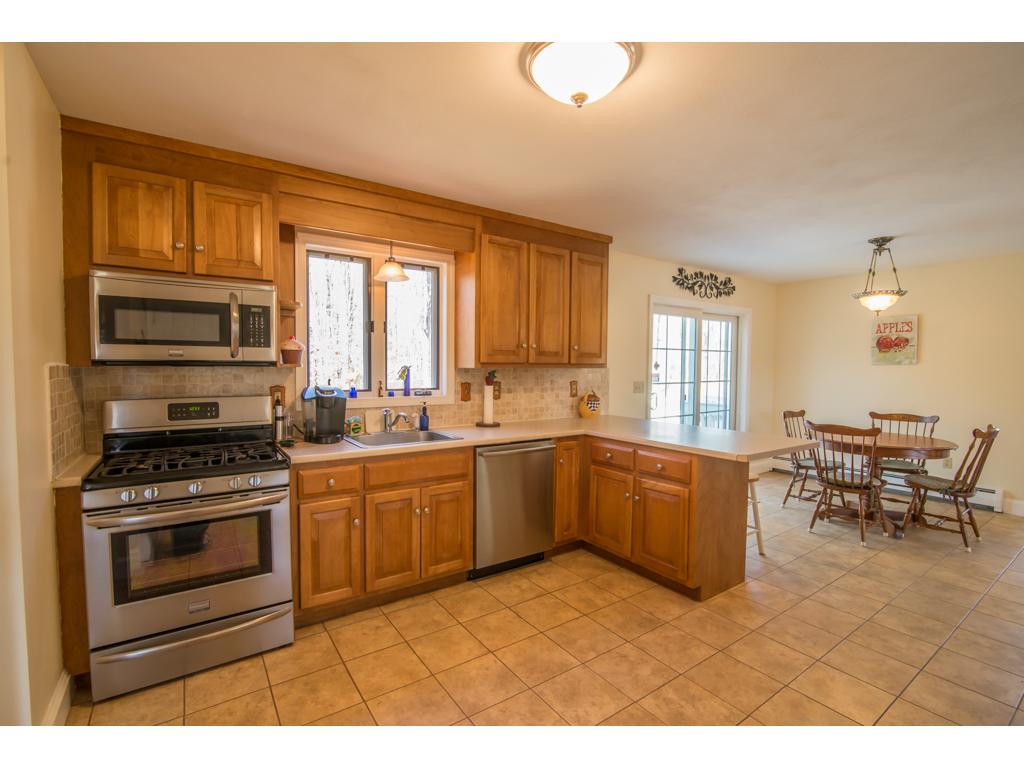 190 Depot Road Hampstead, NH 03841 - Photo 10 of 27