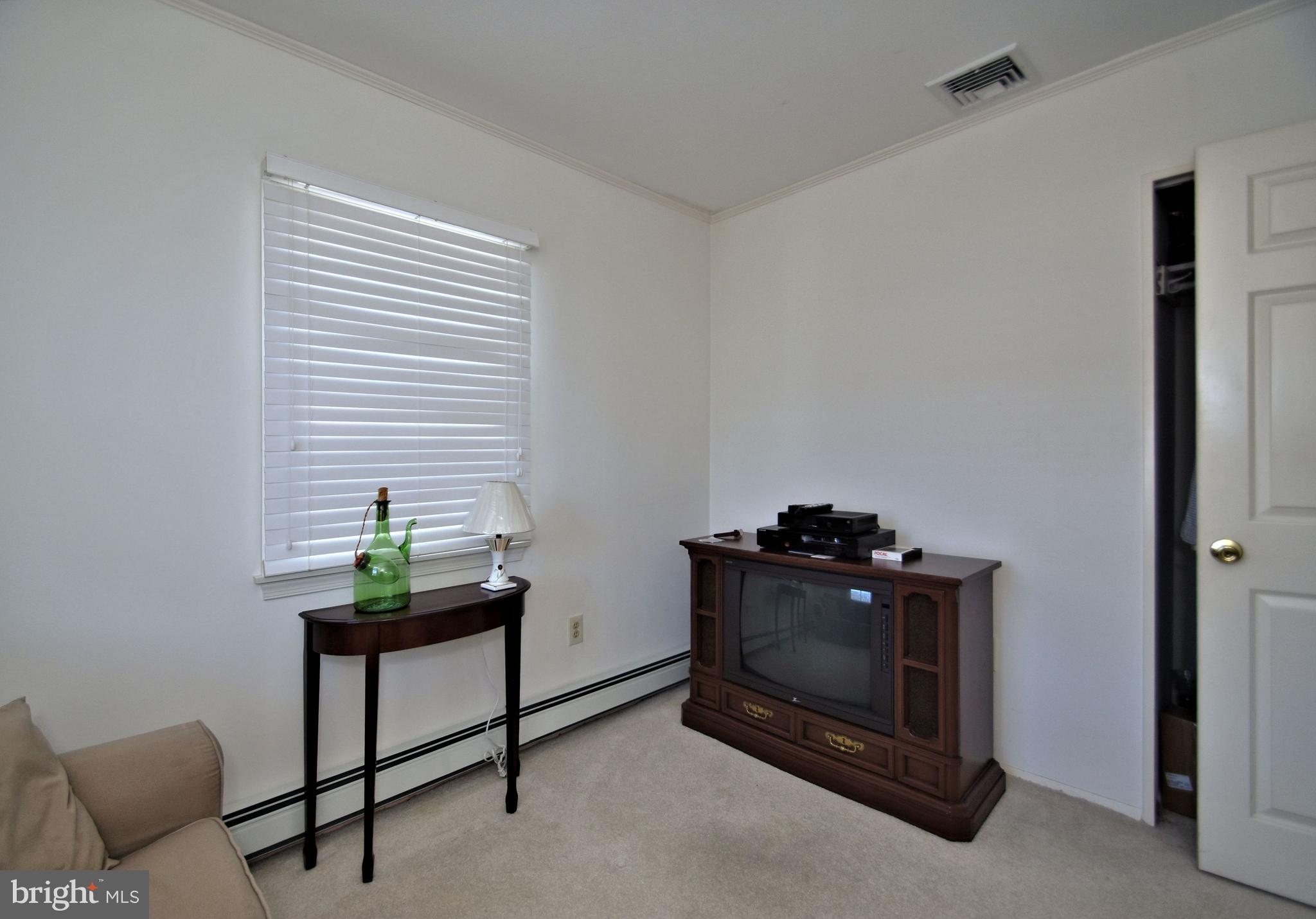 79 Pumpkin Hill Road Levittown, PA 19056 - Photo 14 of 20 Gallery Image 14
