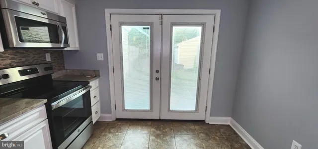 $2,400 | 483 Arwell Court, Unit 483, Frederick, MD 21703