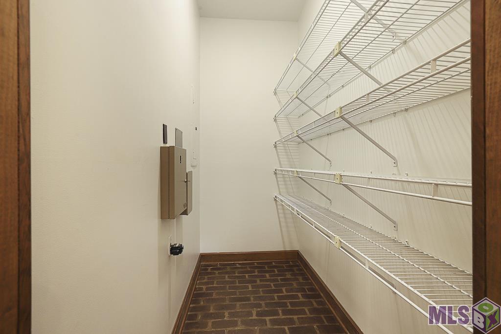 45 Jamestowne Court Baton Rouge, LA 70809 - Photo 29 of 35 Storage