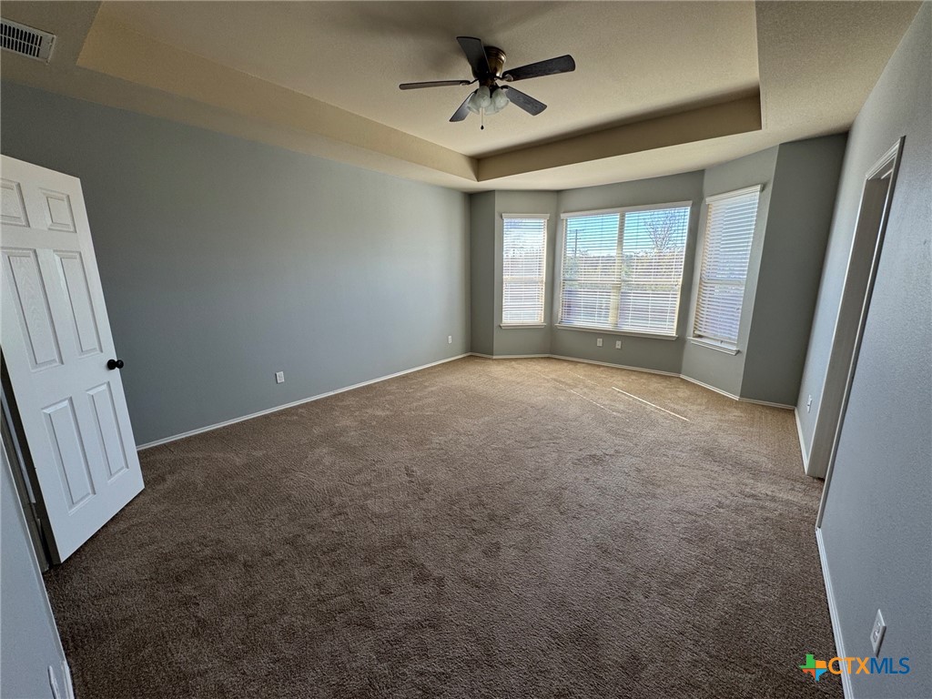 6801 Modesto Road Killeen, TX 76542 - Photo 11 of 26 a view of an empty room with a window