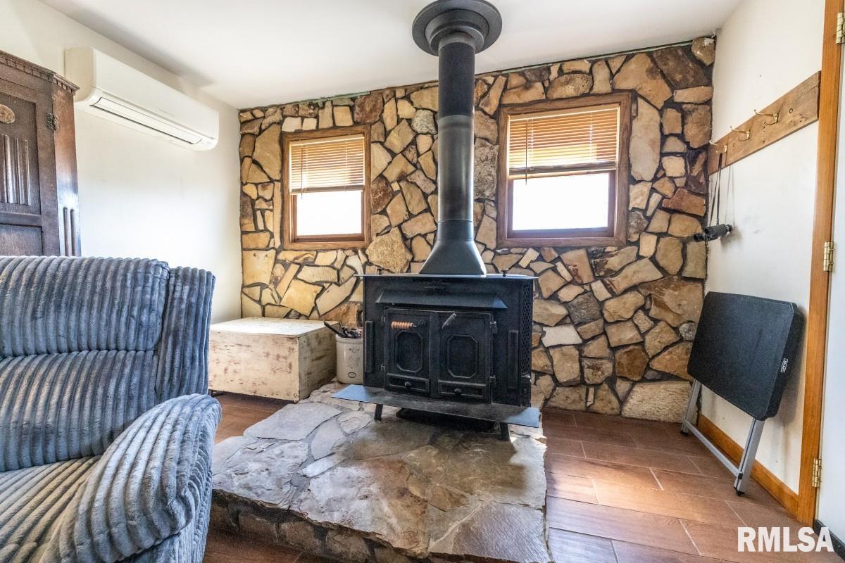 11177 Stotlar Road Marion, IL 62959 - Photo 11 of 57