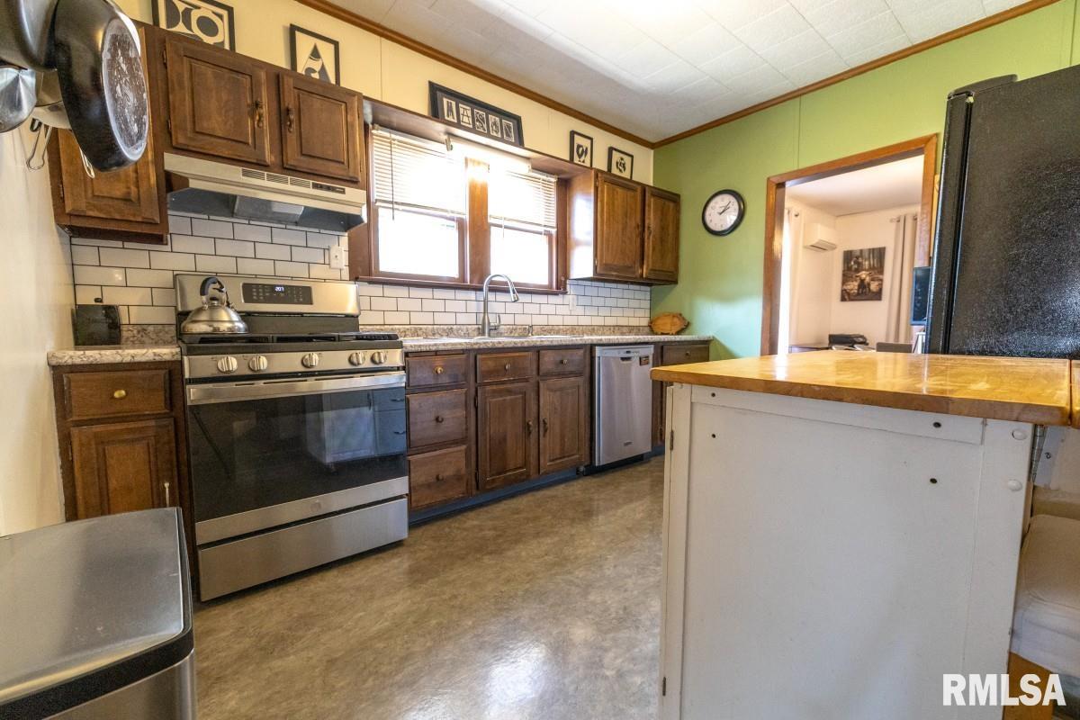 11177 Stotlar Road Marion, IL 62959 - Photo 12 of 57