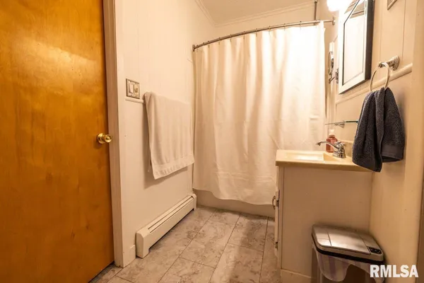 $318,000 | 11177 Stotlar Road, Marion, IL 62959