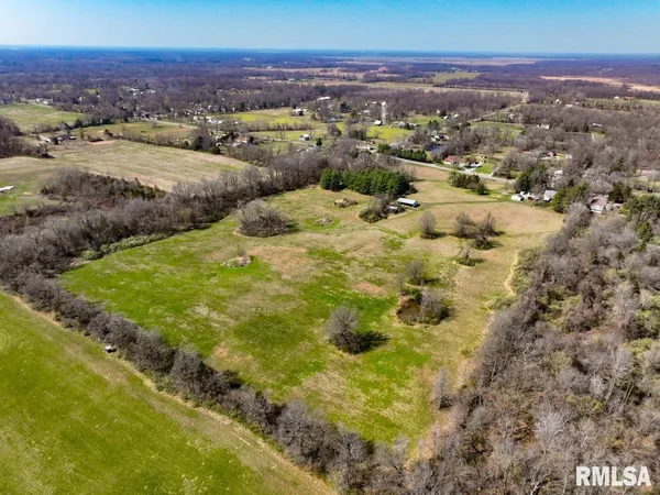 $318,000 | 11177 Stotlar Road, Marion, IL 62959