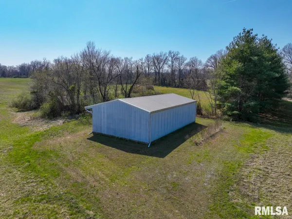 $318,000 | 11177 Stotlar Road, Marion, IL 62959