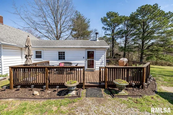 $318,000 | 11177 Stotlar Road, Marion, IL 62959