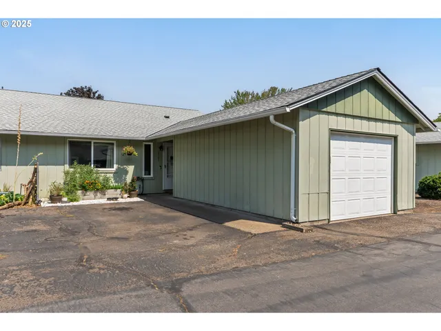 $264,499 | 3103 Southeast Jackson Street, Albany, OR 97322