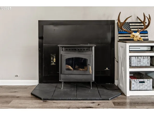 $264,499 | 3103 Southeast Jackson Street, Albany, OR 97322