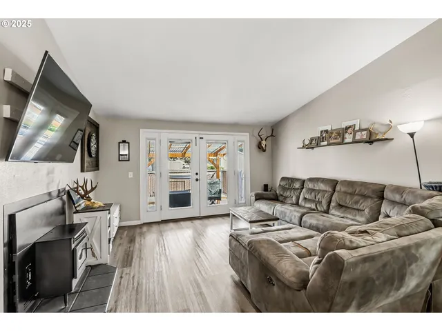 $264,499 | 3103 Southeast Jackson Street, Albany, OR 97322