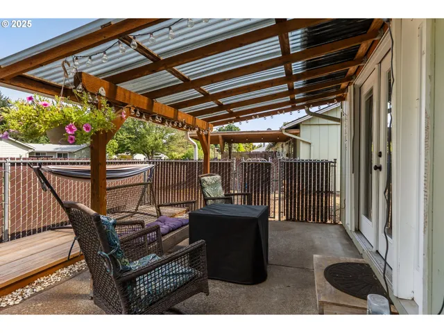 $264,499 | 3103 Southeast Jackson Street, Albany, OR 97322