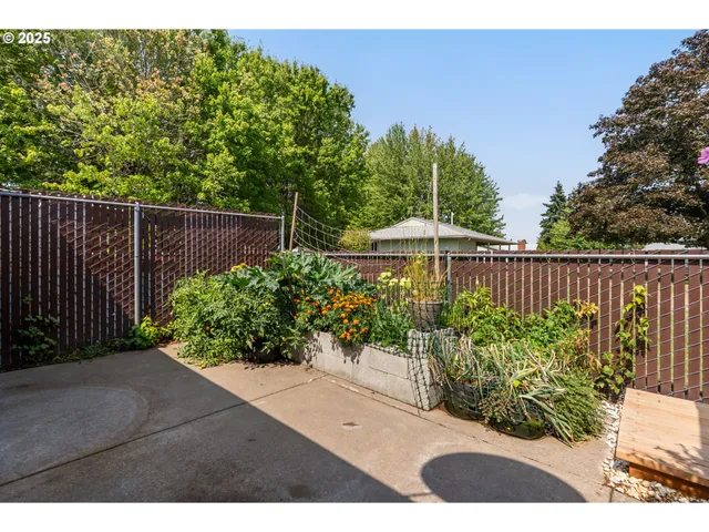 $264,499 | 3103 Southeast Jackson Street, Albany, OR 97322