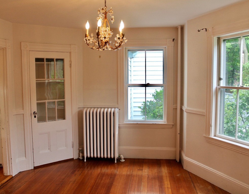 16 Hill Street Lexington, MA 02421 - Photo 5 of 26 Gallery Image 5