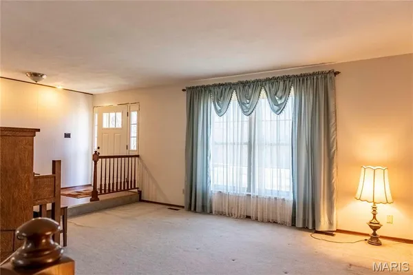 $1 | 12821 Lone Oak Lane, De Soto, MO 63020