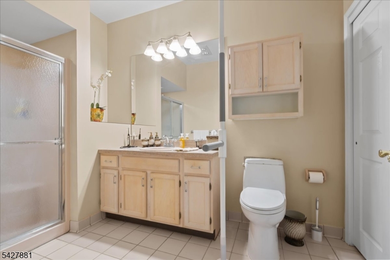 2 Richmond Road, Unit 306 West Milford, NJ 07480 - Photo 12 of 33