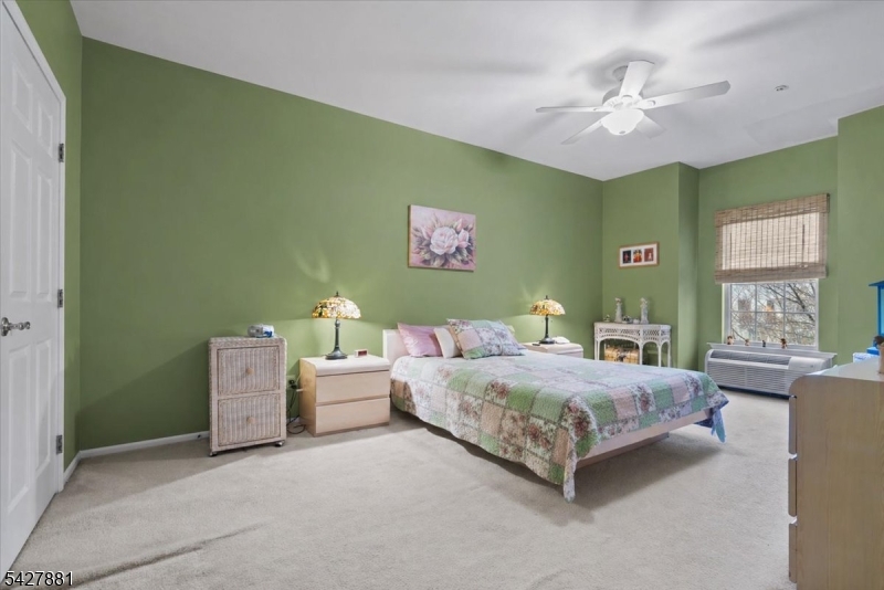 2 Richmond Road, Unit 306 West Milford, NJ 07480 - Photo 14 of 33