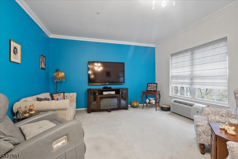 2 Richmond Road, Unit 306 West Milford, NJ 07480 - Photo 5 of 33