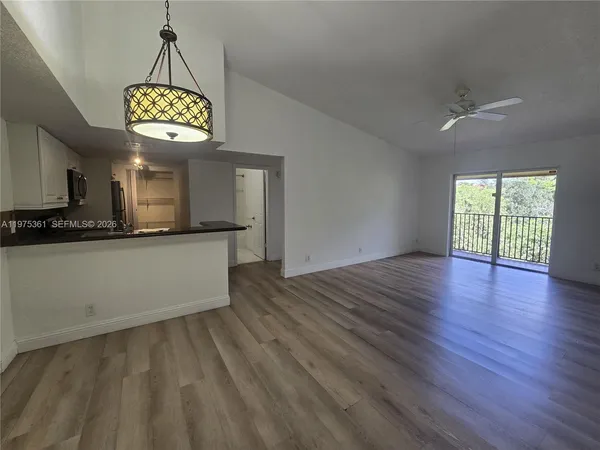 $2,150 | 10781 Cleary Boulevard, Unit 308, Plantation, FL 33324