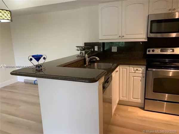 $2,150 | 10781 Cleary Boulevard, Unit 308, Plantation, FL 33324