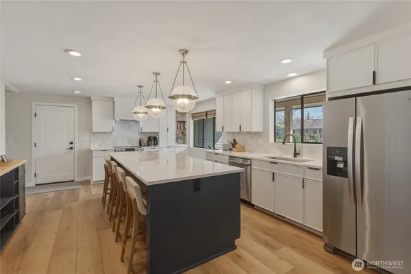 $699,000 | 355 Highland Park Drive, College Place, WA 99324
