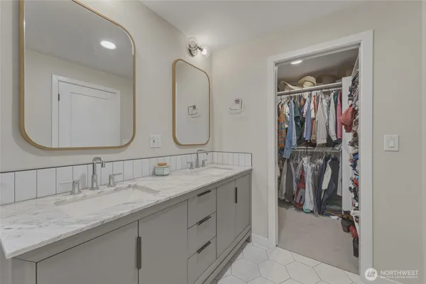 $699,000 | 355 Highland Park Drive, College Place, WA 99324