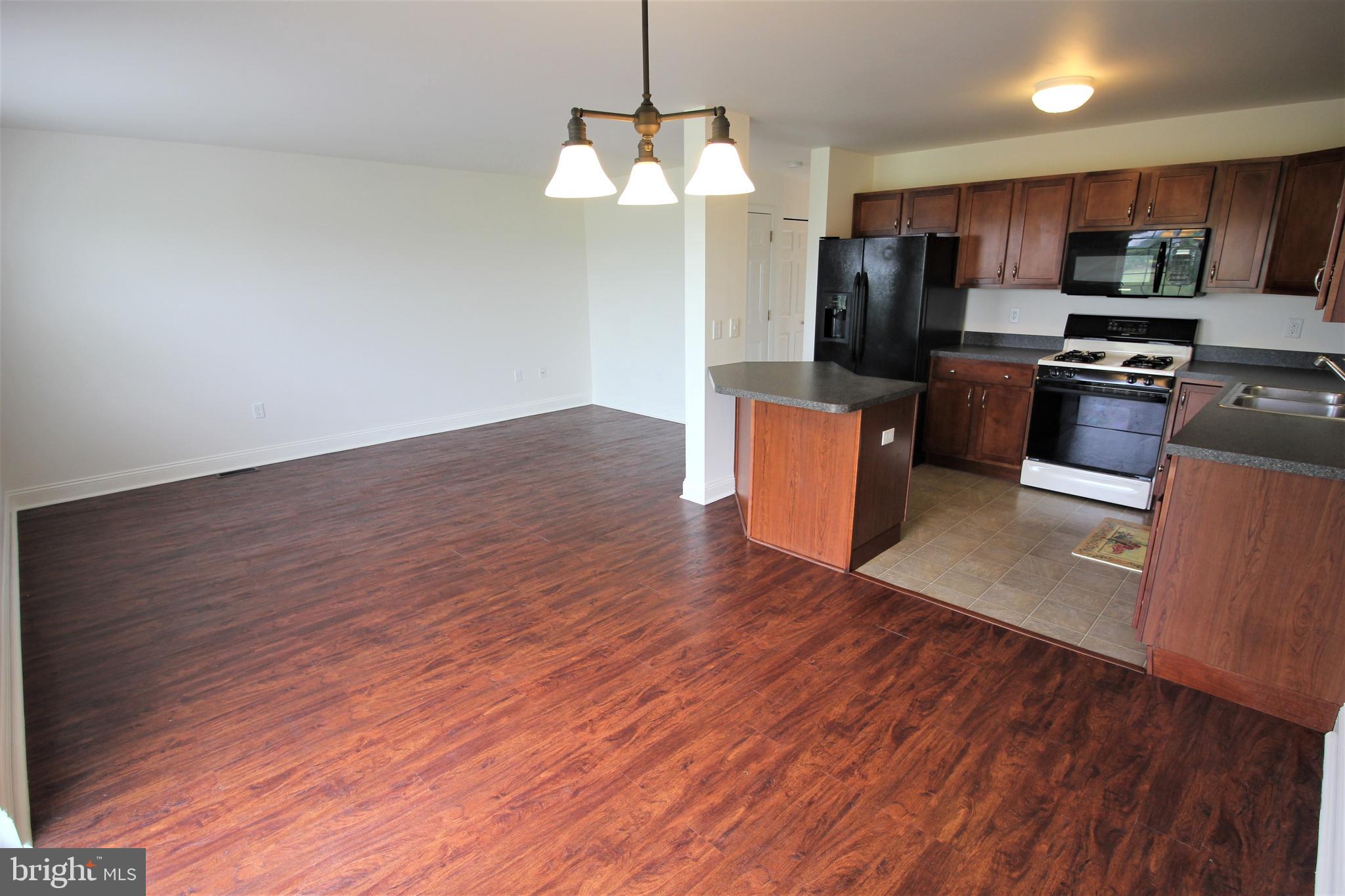 158 Radle Road Harrisburg, PA 17112 - Photo 8 of 21