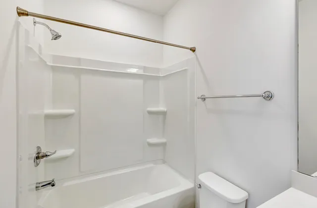 $2,450 | 831 Recess Pt Drive, Unit 40, Moncks Corner, SC 29461