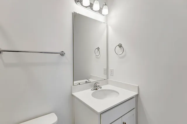 $2,450 | 831 Recess Pt Drive, Unit 40, Moncks Corner, SC 29461