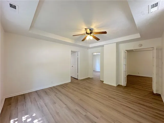 $239,900 | 112 East 4th Street, Dearborn, MO 64439