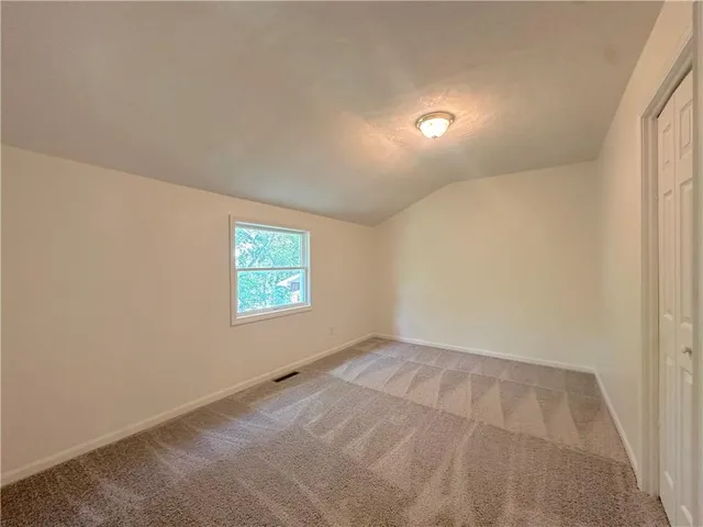 $239,900 | 112 East 4th Street, Dearborn, MO 64439