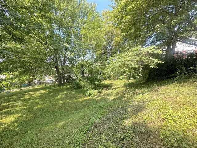 $239,900 | 112 East 4th Street, Dearborn, MO 64439