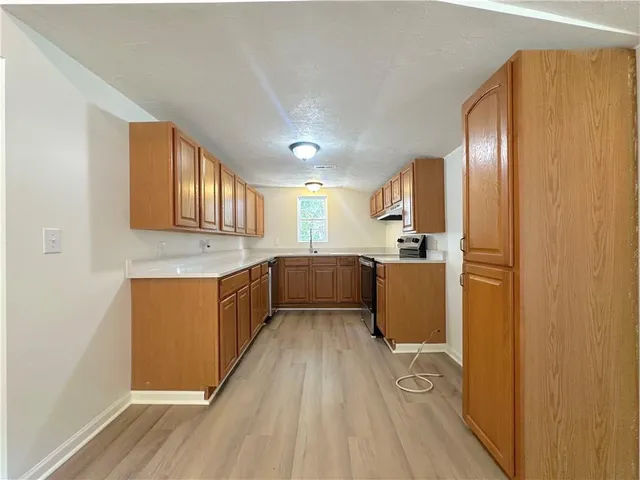 $239,900 | 112 East 4th Street, Dearborn, MO 64439