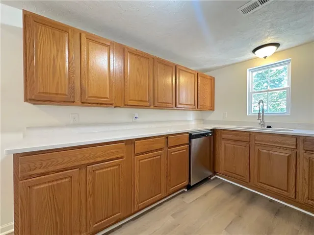 $239,900 | 112 East 4th Street, Dearborn, MO 64439