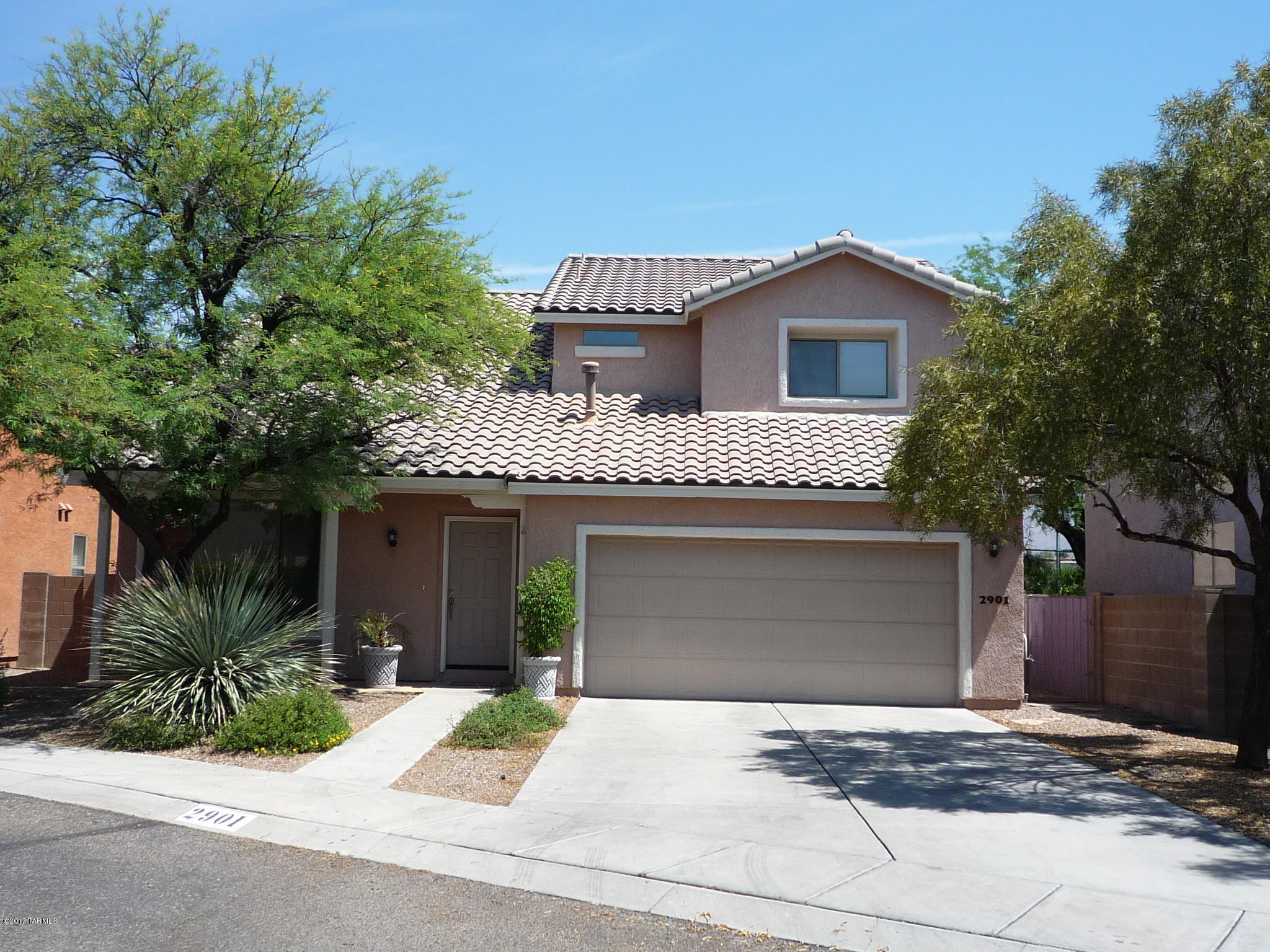2901 East Racquet Court Tucson, AZ 85716 - Photo 1 of 22