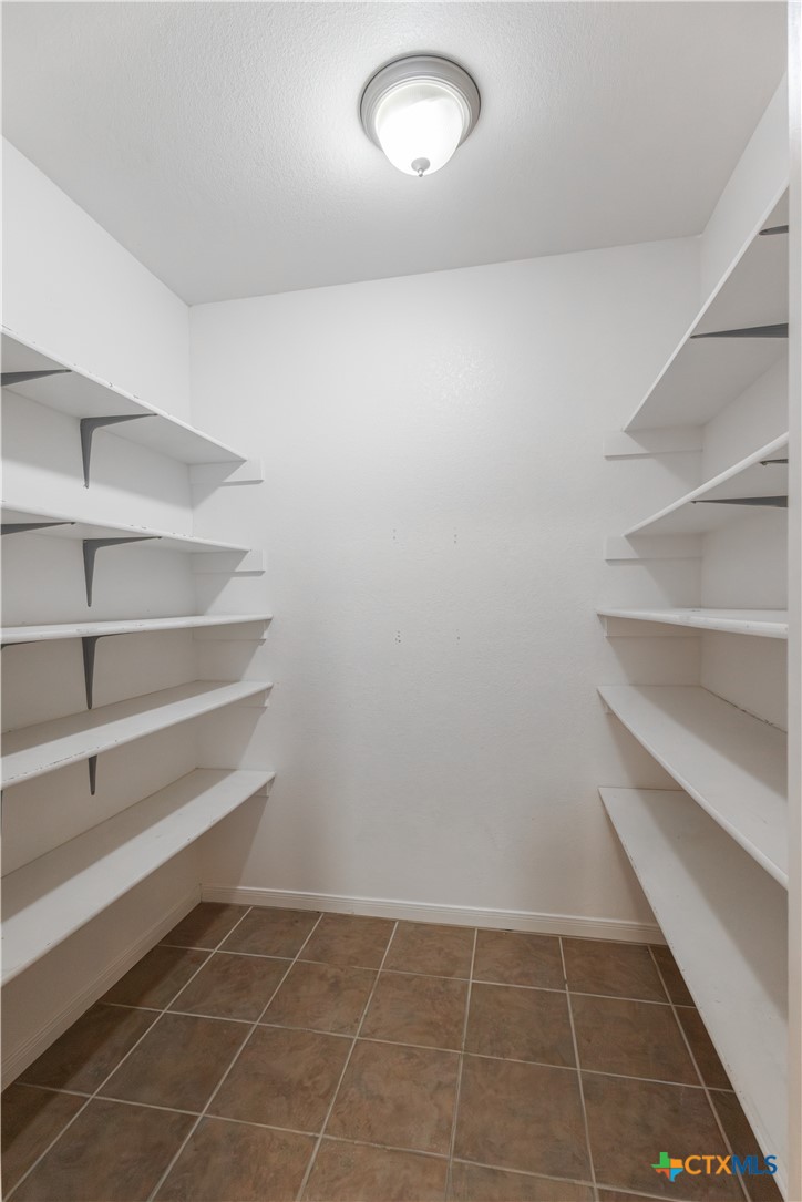 283 County Road 4710 Kempner, TX 76539 - Photo 20 of 47 a view of an empty walk in closet