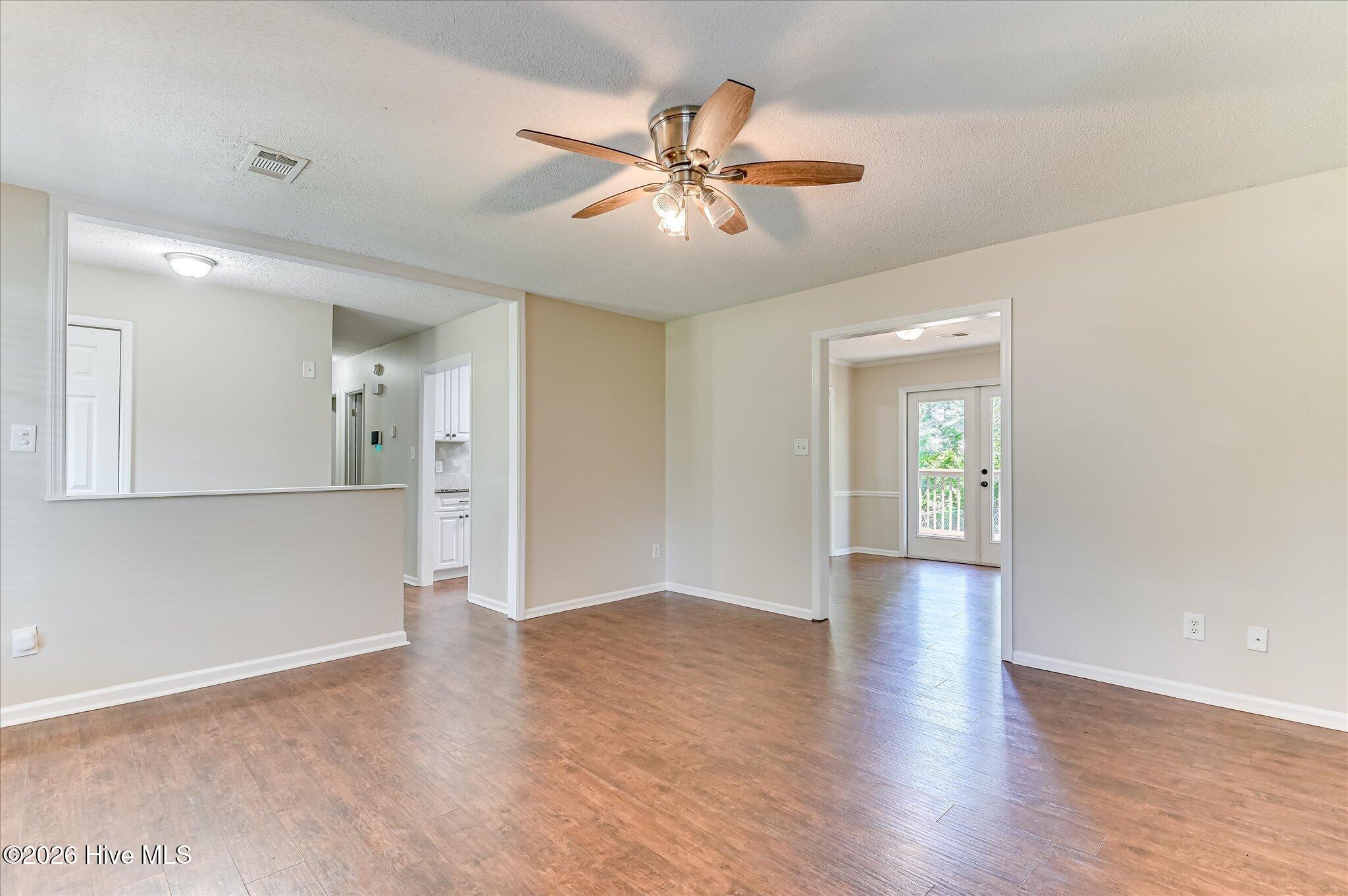 348 Stagecoach Way Martinez, GA 30907 - Photo 10 of 37