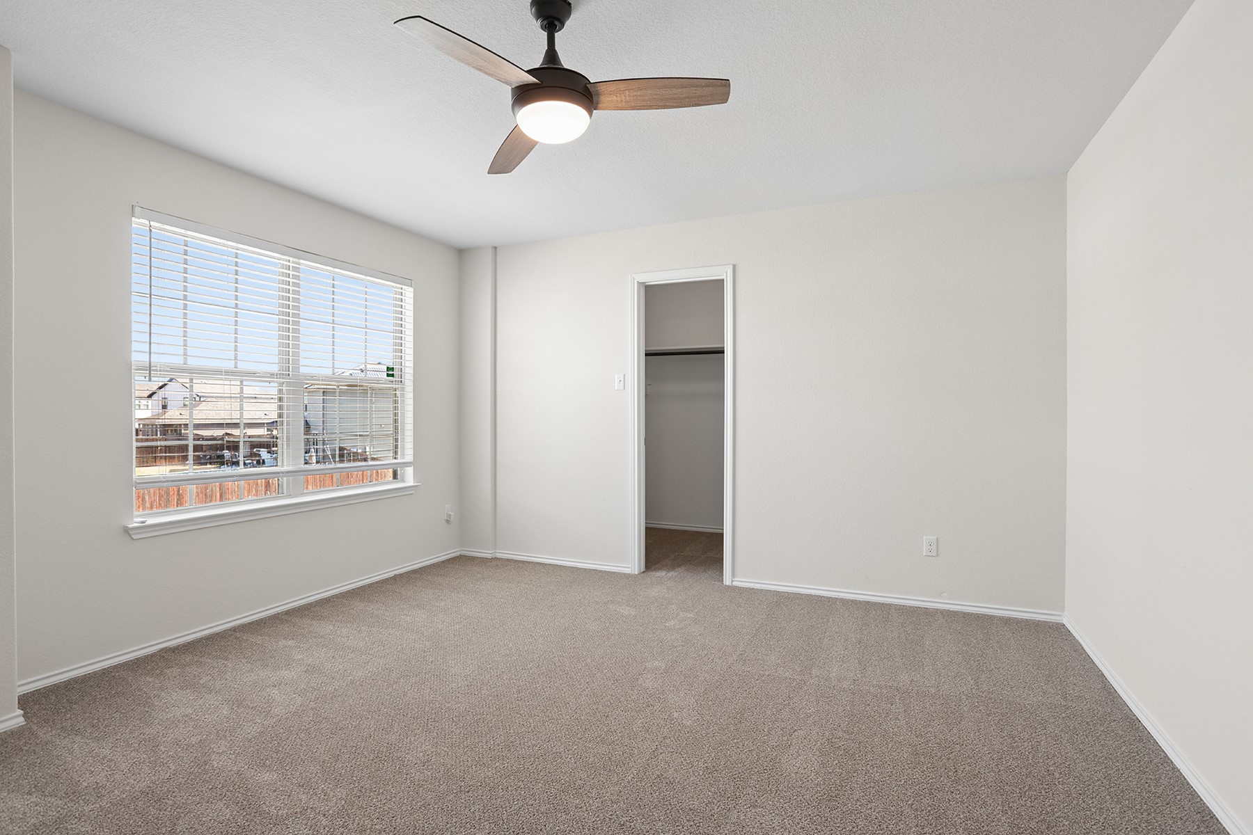 709 Hummingbird Lane Leander, TX 78641 - Photo 14 of 20 Gallery Image 14