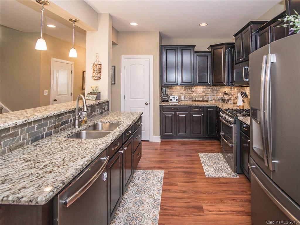 1649 Beleek Ridge Lane Clover, SC 29710 - Photo 4 of 36
