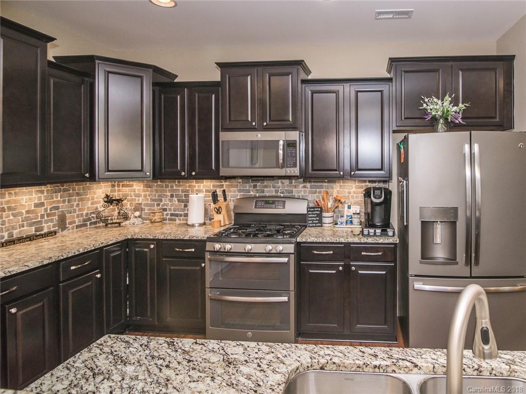 1649 Beleek Ridge Lane Clover, SC 29710 - Photo 5 of 36