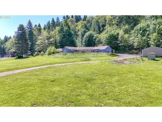 $899,900 | 37330 Southeast Dodge Park Boulevard, Boring, OR 97009