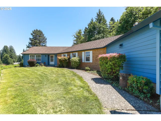 $899,900 | 37330 Southeast Dodge Park Boulevard, Boring, OR 97009