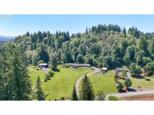 $899,900 | 37330 Southeast Dodge Park Boulevard, Boring, OR 97009