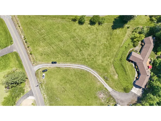 $899,900 | 37330 Southeast Dodge Park Boulevard, Boring, OR 97009