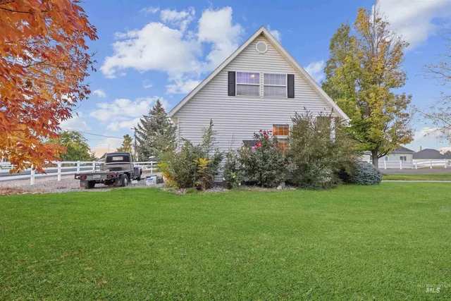 $995,000 | 3711 North 2506 East, Twin Falls, ID 83301