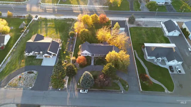 $995,000 | 3711 North 2506 East, Twin Falls, ID 83301